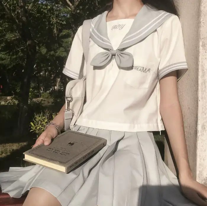 新野人记